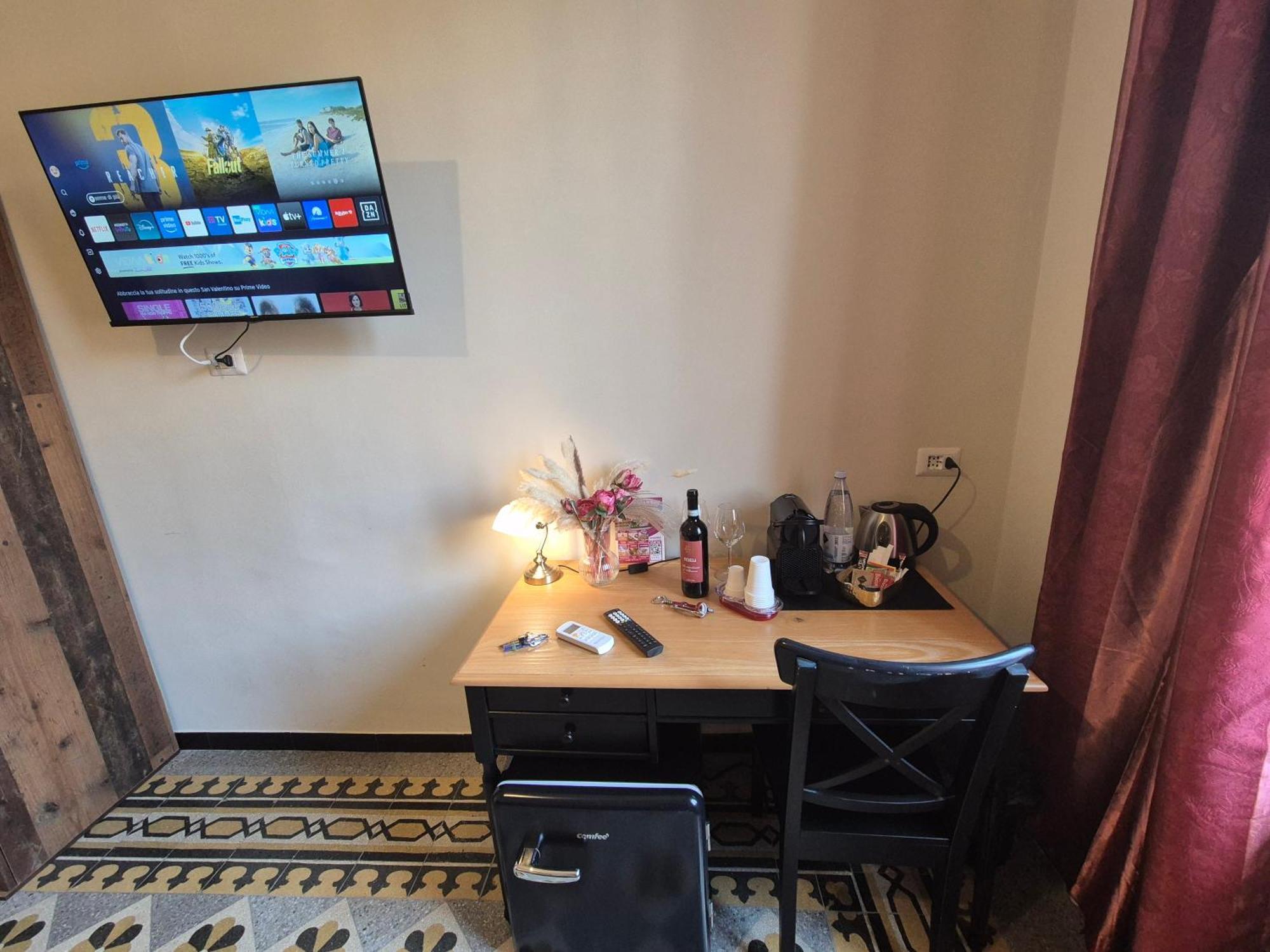 Hebe Eternity Rooms Рим Екстериор снимка
